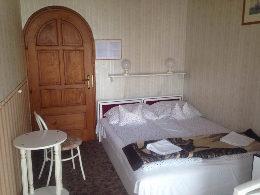 Steinhaus Bed & Breakfast Keszthely Extérieur photo
