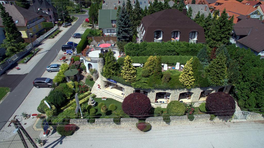Steinhaus Bed & Breakfast Keszthely Extérieur photo
